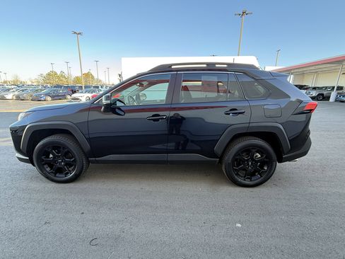 Certified 2022 Toyota RAV4 TRD Off-Road image 5