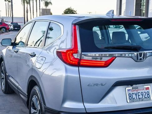 Used 2018 Honda CR-V LX image 6