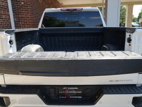 Used 2022 GMC Sierra 1500 Denali w/ Denali Reserve Package AWD/4WD image 40