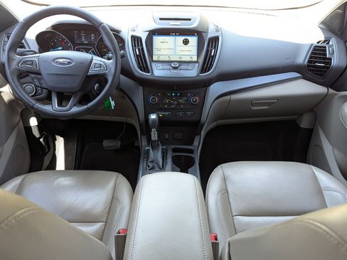 Used 2017 Ford Escape SE w/ SE Leather Comfort Package image 15