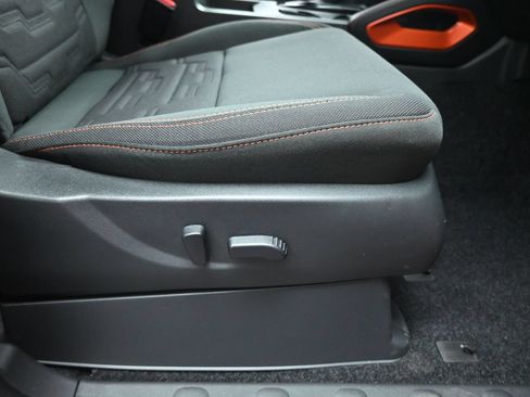 Certified 2025 Nissan Frontier PRO-4X w/ Interior Protection Package AWD/4WD image 15
