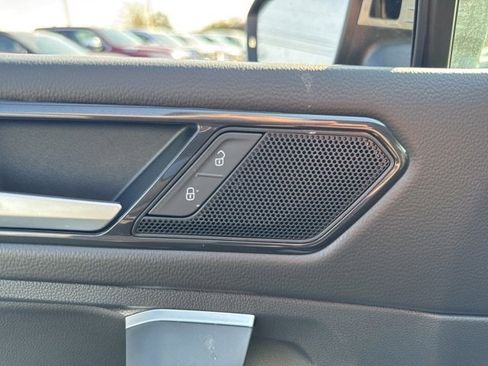 Used 2024 Volkswagen Tiguan Wolfsburg Edition image 8