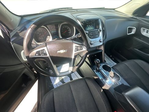 Used 2017 Chevrolet Equinox LT w/ Convenience Package FWD image 30