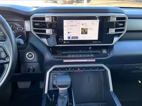 Used 2022 Toyota Tundra SR5 RWD image 7