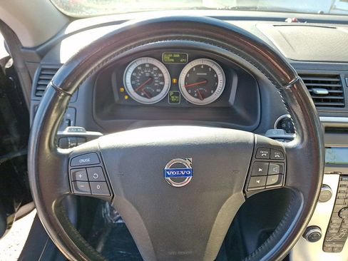 Used 2013 Volvo C70 T5 image 17