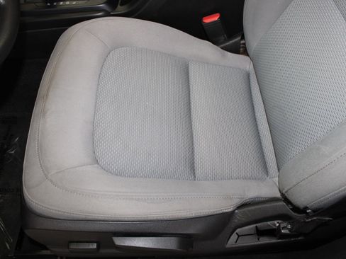 Used 2017 Chevrolet Colorado W/T w/ WT Convenience Package image 12