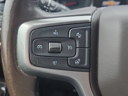 Used 2021 Chevrolet Silverado 1500 LT w/ Safety Package II AWD/4WD image 19