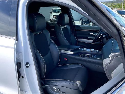 Used 2023 Genesis GV70 2.5T w/ Sport Prestige Package AWD/4WD image 13
