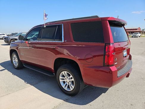 Used 2017 Chevrolet Tahoe LT image 4