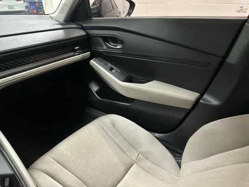 Used 2024 Honda Accord EX image 13