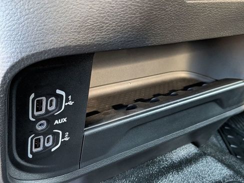 New 2026 RAM 3500 Tradesman AWD/4WD image 33