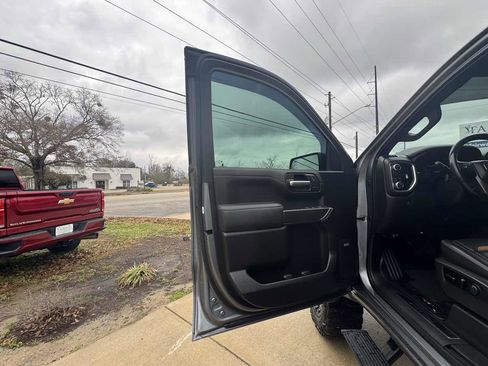 Used 2021 GMC Sierra 1500 AT4 w/ AT4 Premium Package image 38