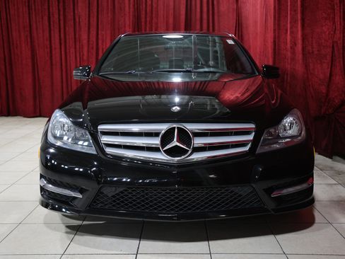 Used 2012 Mercedes-Benz C 250 image 9