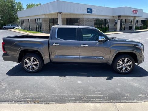 Used 2023 Toyota Tundra Capstone AWD/4WD image 4