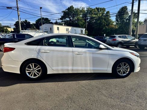 Used 2017 Hyundai Sonata SE FWD image 6