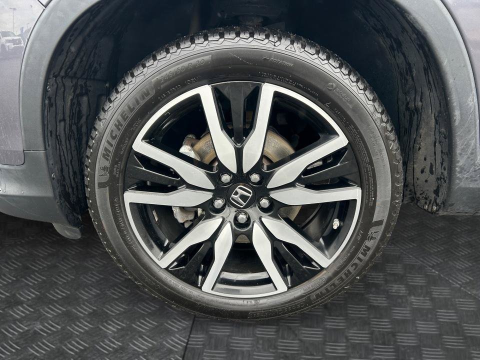 Used 2021 Honda Pilot Touring image 31