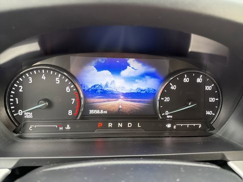 Used 2021 Ford Explorer XLT w/ Equipment Group 202A image 15