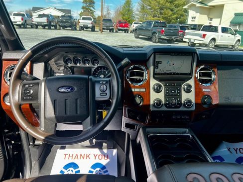 Used 2016 Ford F350 King Ranch w/ King Ranch w/Chrome Package image 7