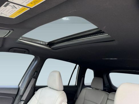 Used 2023 Honda Passport EX-L image 16