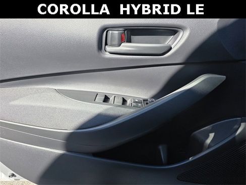 Used 2023 Toyota Corolla LE image 23