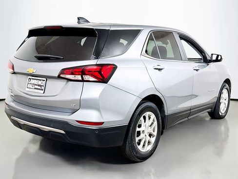 Used 2023 Chevrolet Equinox LT FWD image 4