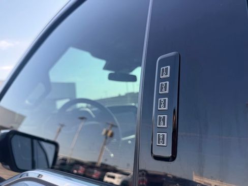 Used 2022 Ford F150 Lariat AWD/4WD image 27