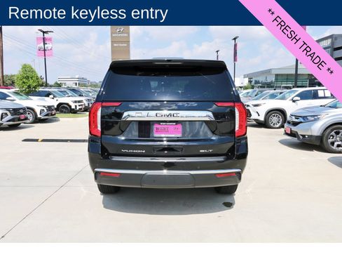 Used 2023 GMC Yukon SLT w/ SLT Luxury Package RWD image 7