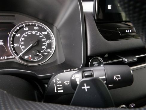 New 2025 Mitsubishi Outlander ES image 32