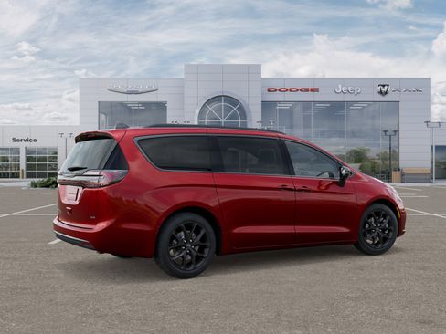 New 2026 Chrysler Pacifica Select w/ S Appearance Package AWD/4WD image 30