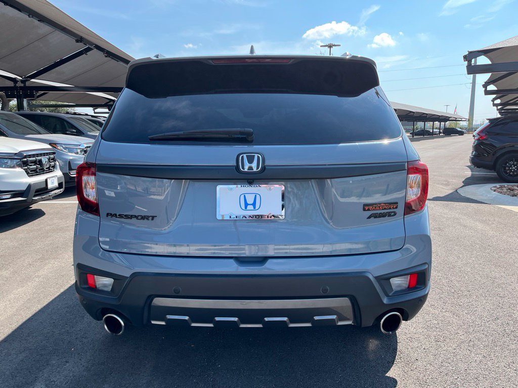 Certified 2022 Honda Passport TrailSport image 5