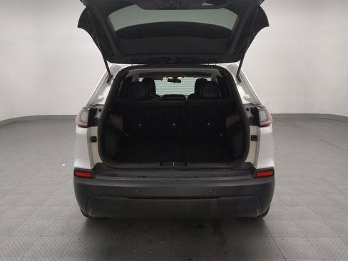 Used 2020 Jeep Cherokee Latitude Plus image 29