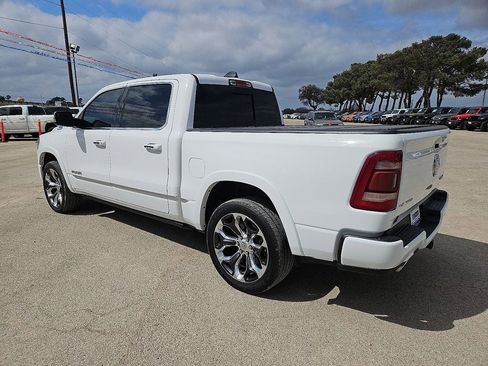 Used 2022 RAM 1500 Limited w/ Body Color Bumper Group image 4