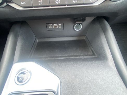 Used 2020 Nissan Altima 2.5 SR FWD image 25