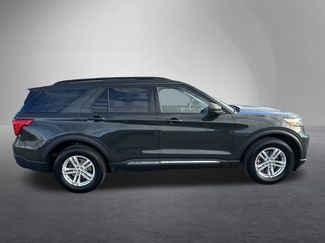 Used 2022 Ford Explorer XLT w/ Equipment Group 202A video 2