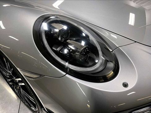 Used 2017 Porsche 911 Turbo S image 15