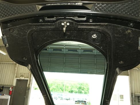 Used 2020 McLaren GT RWD image 32