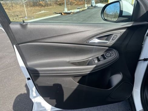 Used 2021 Buick Encore GX Select image 19