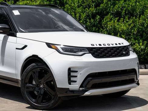 New 2026 Land Rover Discovery Dynamic SE AWD/4WD image 9