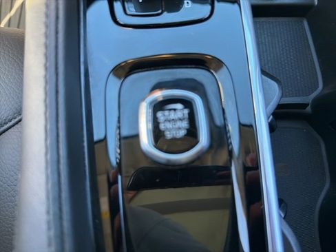 Used 2025 Volvo XC90 T8 Plus w/ Protection Package Premier image 34