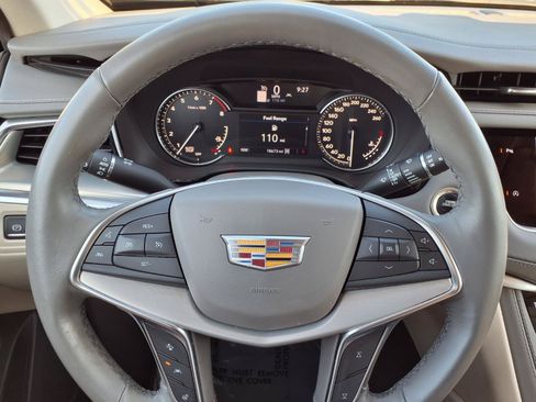 Used 2024 Cadillac XT5 Premium Luxury AWD/4WD image 12