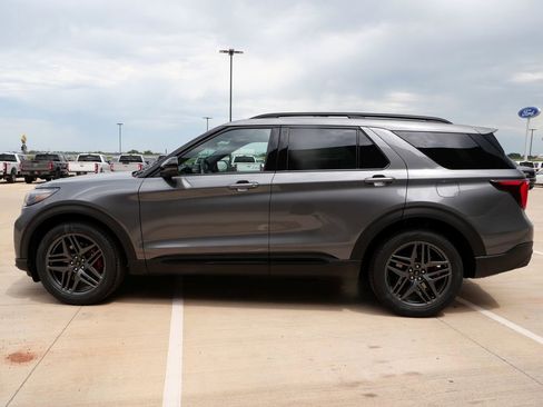 New 2026 Ford Explorer ST w/ Sun And Sound Package AWD/4WD image 3