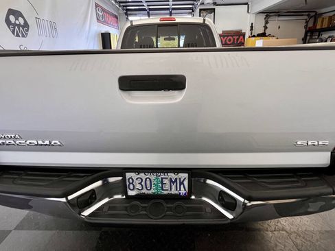 Used 2010 Toyota Tacoma 2WD Access Cab image 4