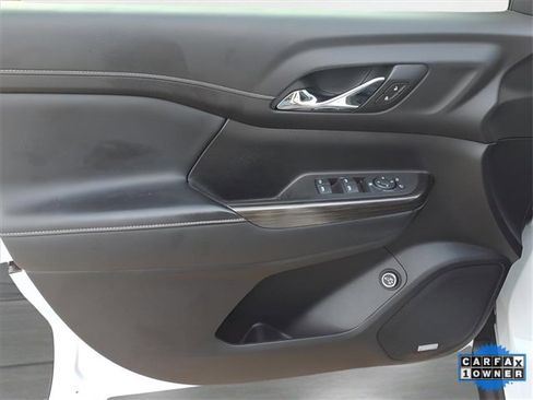 Used 2019 GMC Acadia SLT image 22