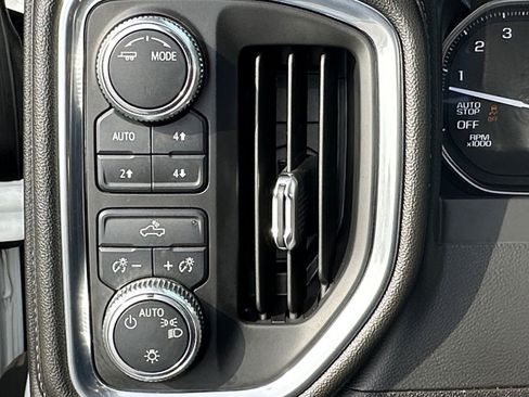 Used 2020 GMC Sierra 1500 SLE image 21