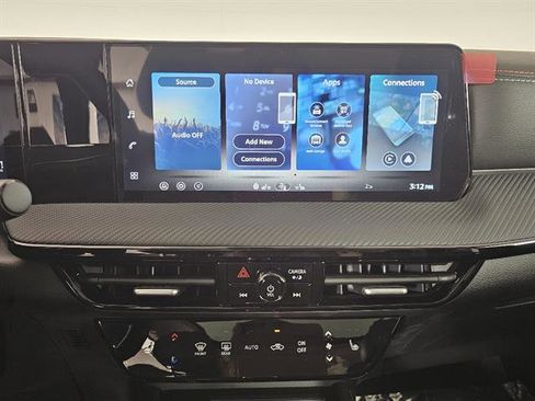 New 2026 Nissan Kicks SR w/ SR Premium Package image 24