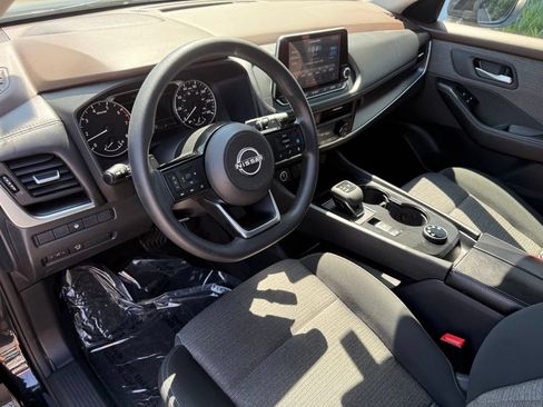Used 2023 Nissan Rogue SV AWD/4WD image 12