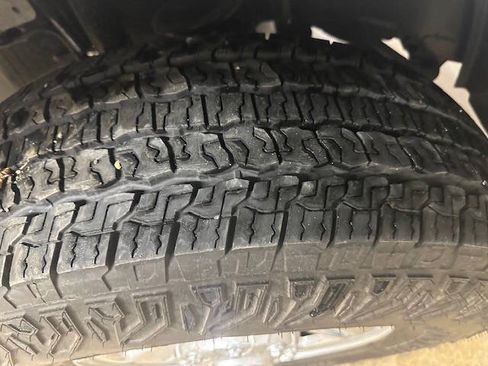 Used 2021 RAM 2500 Big Horn AWD/4WD image 11