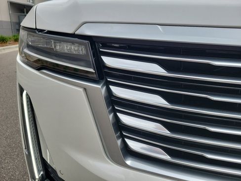 Used 2023 Cadillac Escalade Premium Luxury Platinum AWD/4WD image 24