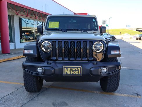 Used 2022 Jeep Wrangler Unlimited Sport AWD/4WD image 3