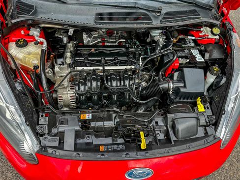 Used 2014 Ford Fiesta SE w/ Equipment Group 201A FWD image 37